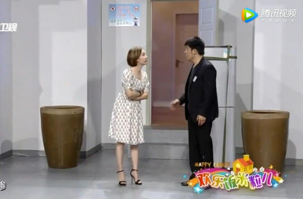 小品《楼道新曲》台词剧本(孙涛金玉婷黄杨)