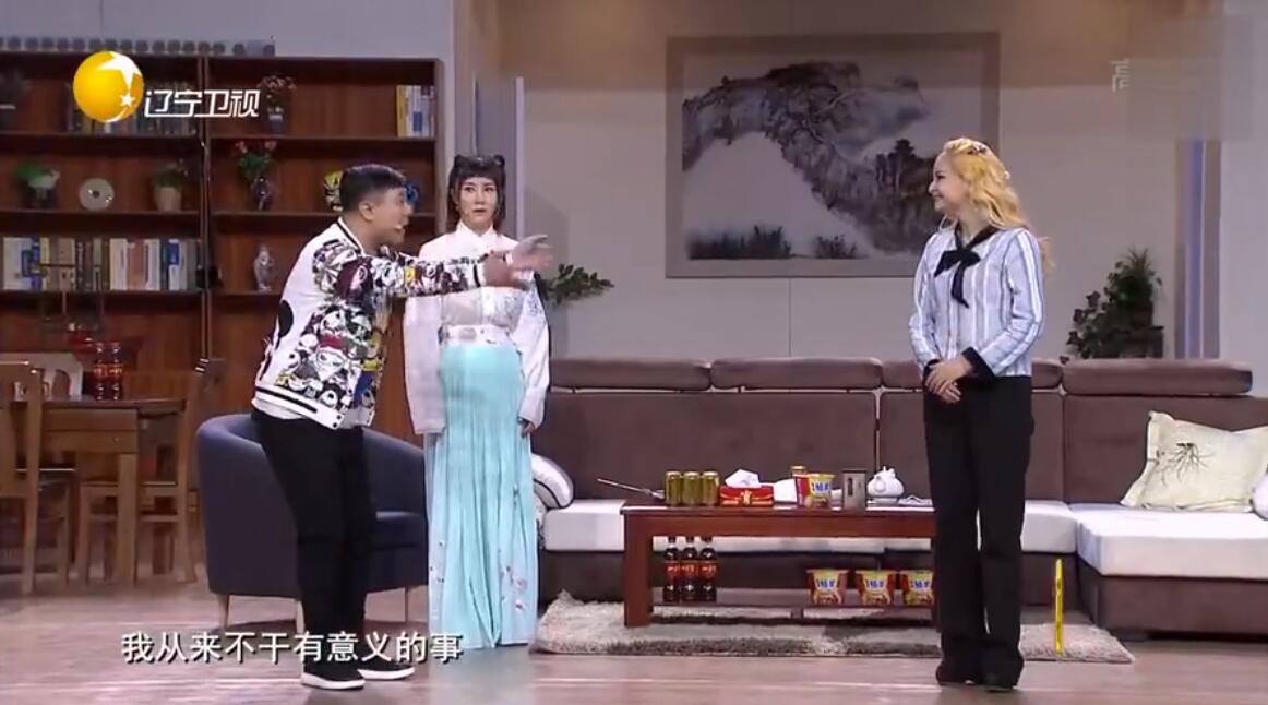 赵妮娜:别叫妈,叫小姑就行. 赵博:小米粒儿,你是不是感觉到我想你啦!